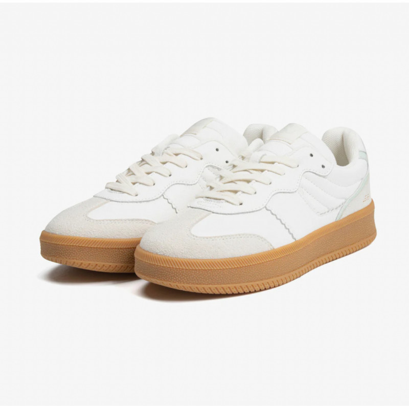 baskets cuir femme blanc a lacet