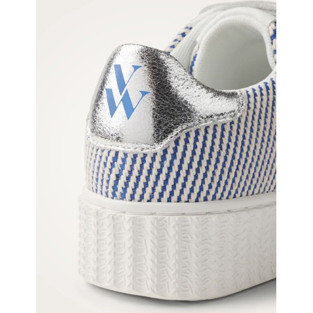 Détail arrière argenté et rayé bleu des baskets MAGGIE Originals Vanessa Wu