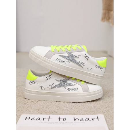 Basket Yona Yellow blanche avec éclair argenté pailleté et détails jaune fluo de la marque Findlay