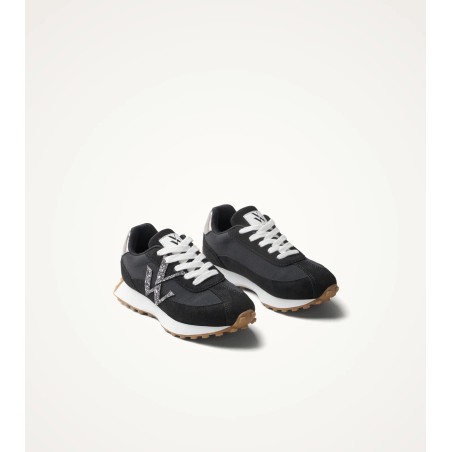basket a lacets