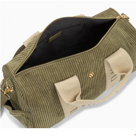 Détail du velours côtelé kaki du sac Adrienne Vanessa Wu