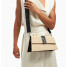 sac bandouilliere, raphia